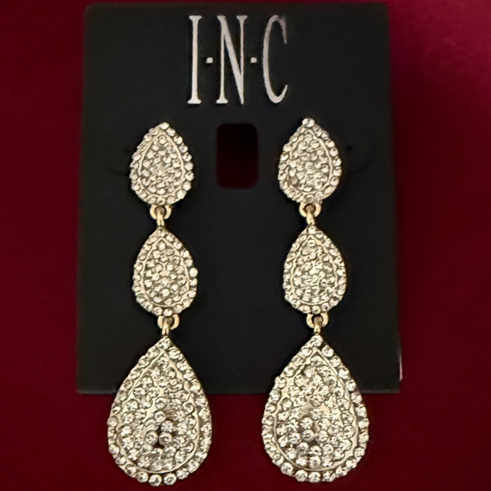 INC NWT  Gold and  Rhinestone Dangle Earrings